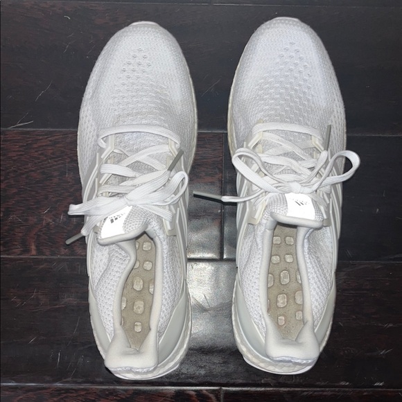 ADIDAS White Ultra Boost - Size 11.5 - Picture 4 of 5